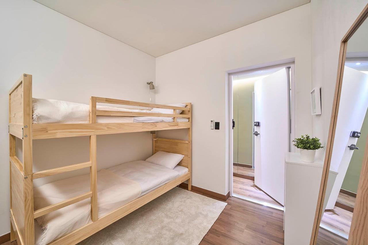 Futon Guesthouse Сеул Экстерьер фото