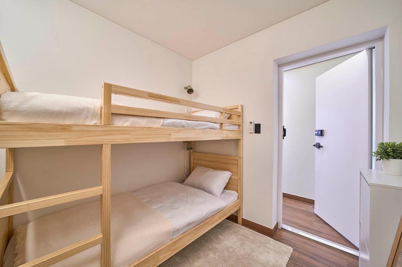 Futon Guesthouse Сеул Экстерьер фото